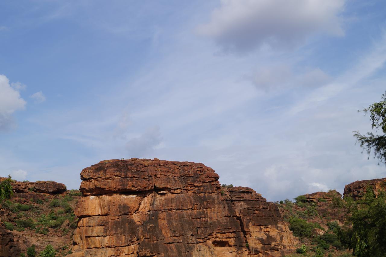 Hotel Badami Court Bagian luar foto